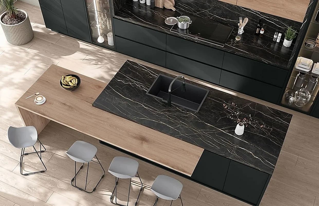 Jak skutecznie zabezpieczyć blat kuchenny przed wilgocią i uszkodzeniami